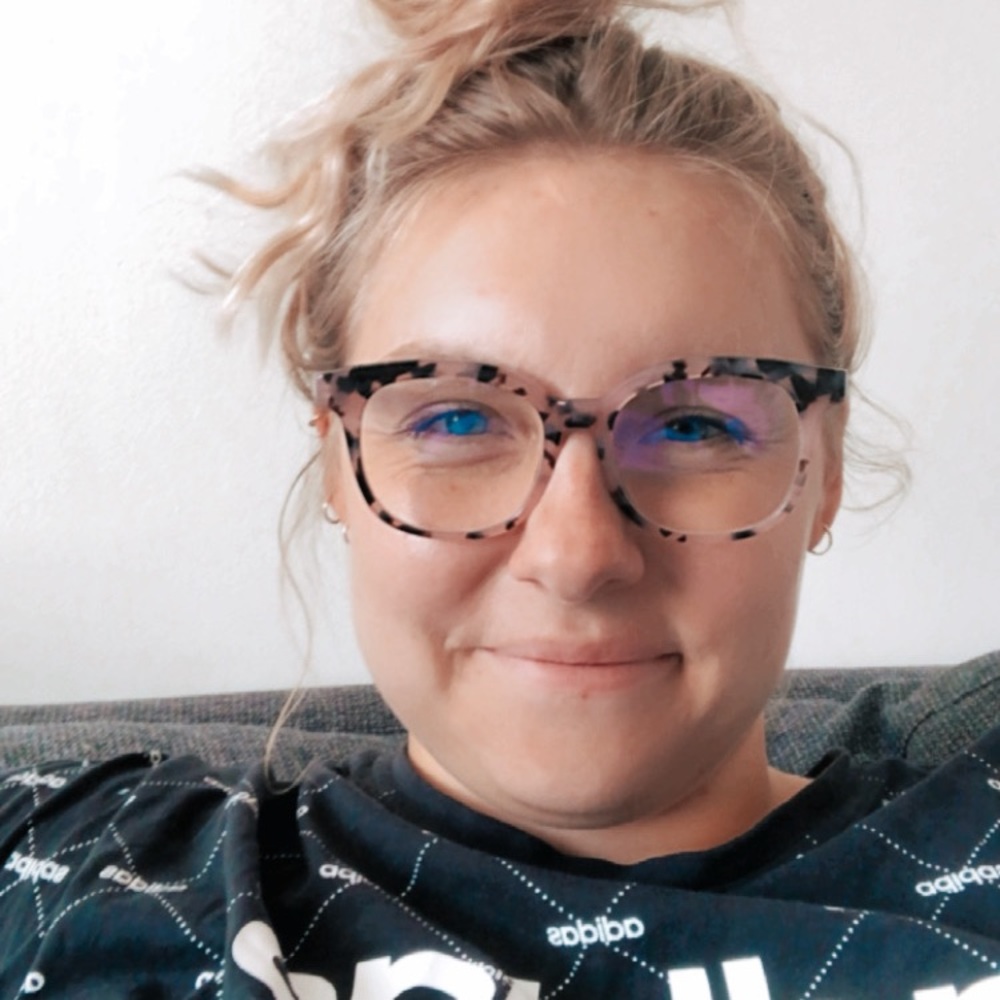 Meet your Posher, Emily